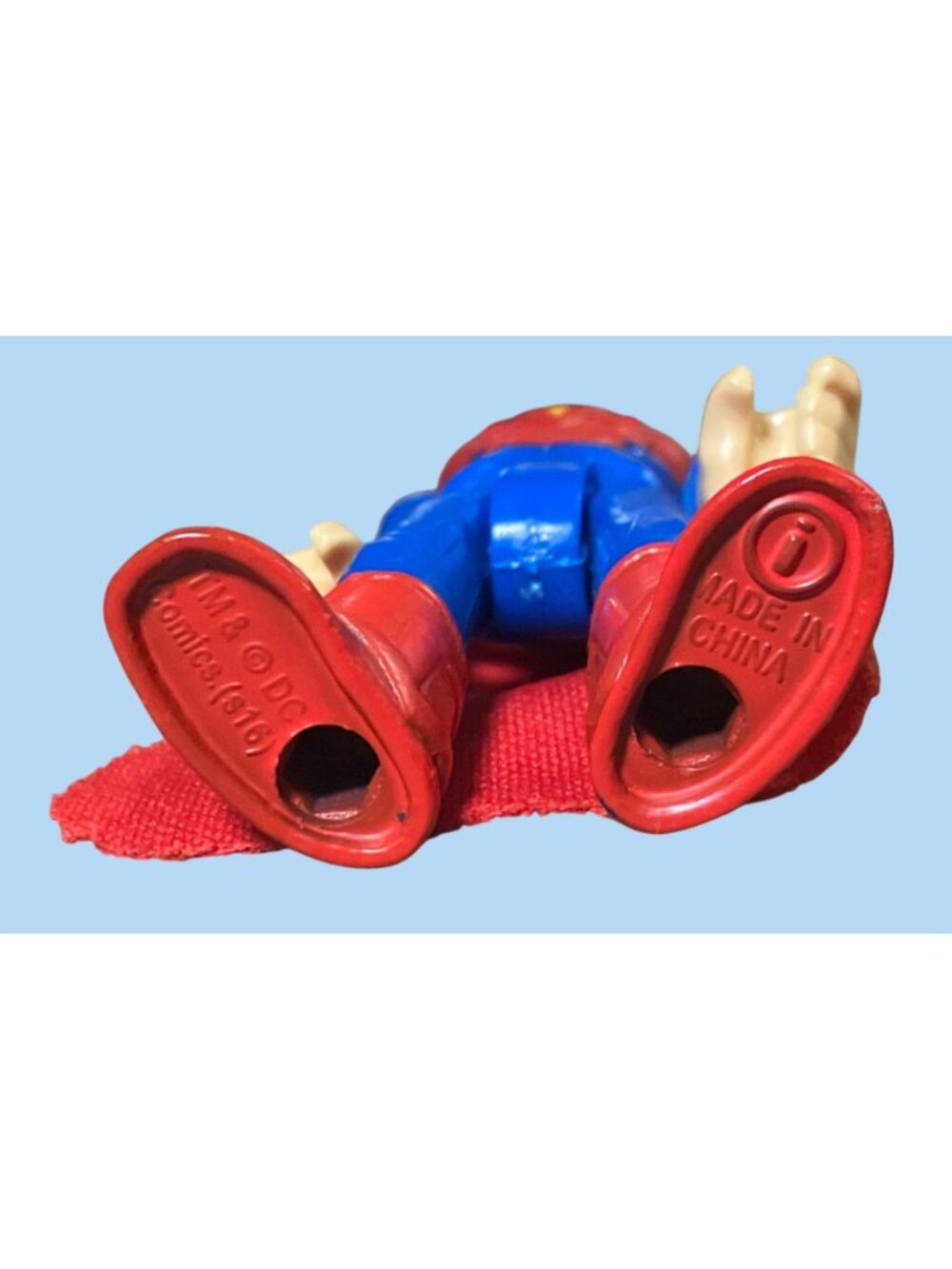Imaginext DC Comics Superman Action Figure With Red Fabric Cape 3 Inches Tall - Picture 7 of 10